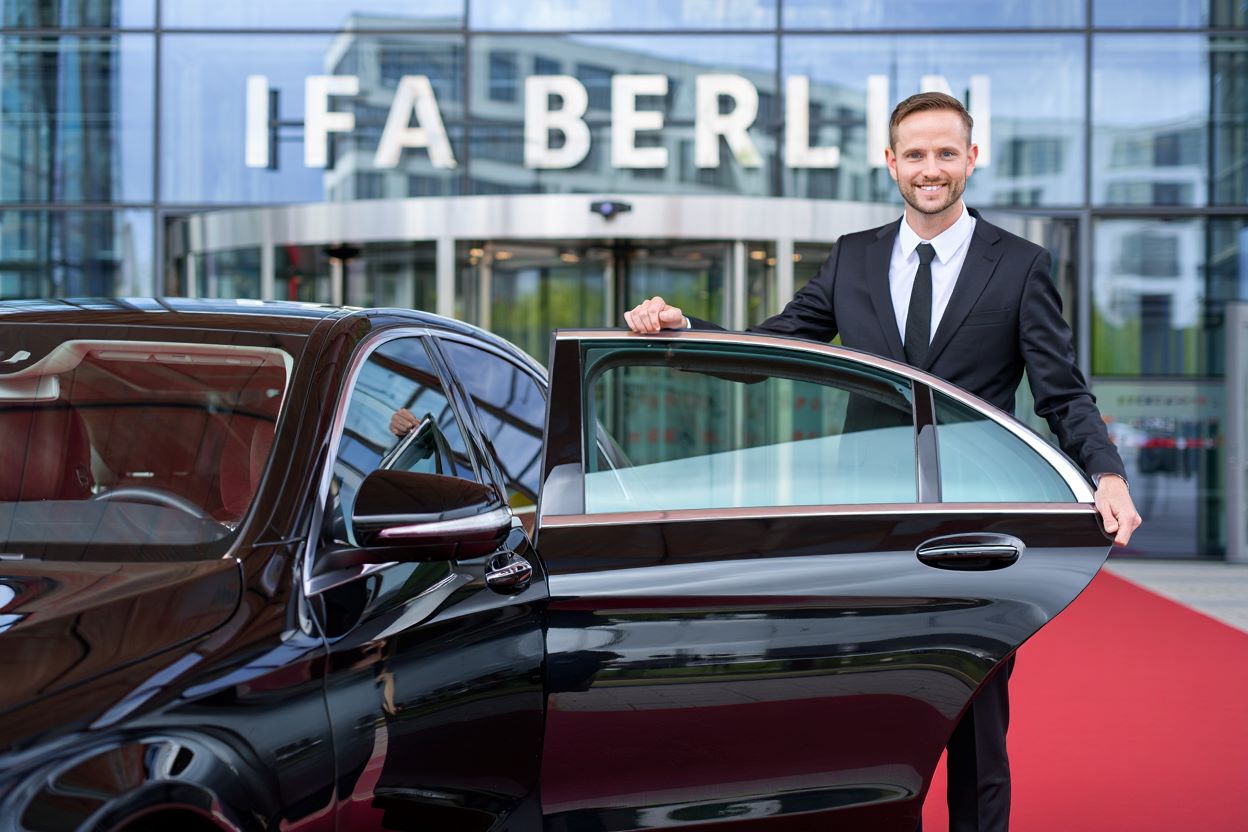 Executive Limo Chauffeur Service for IFA Berlin