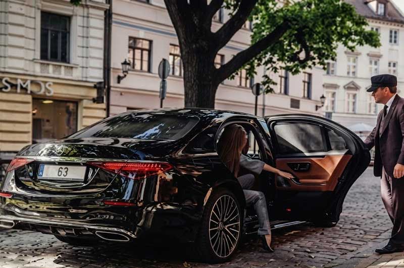 Munich Chauffeur Service for Oktoberfest 2026 Festival Travel